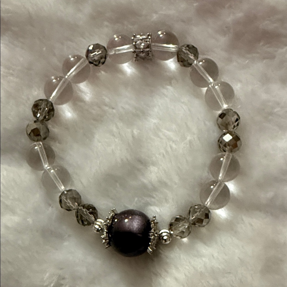 Elegant Silver and Gray Beaded Bracelet